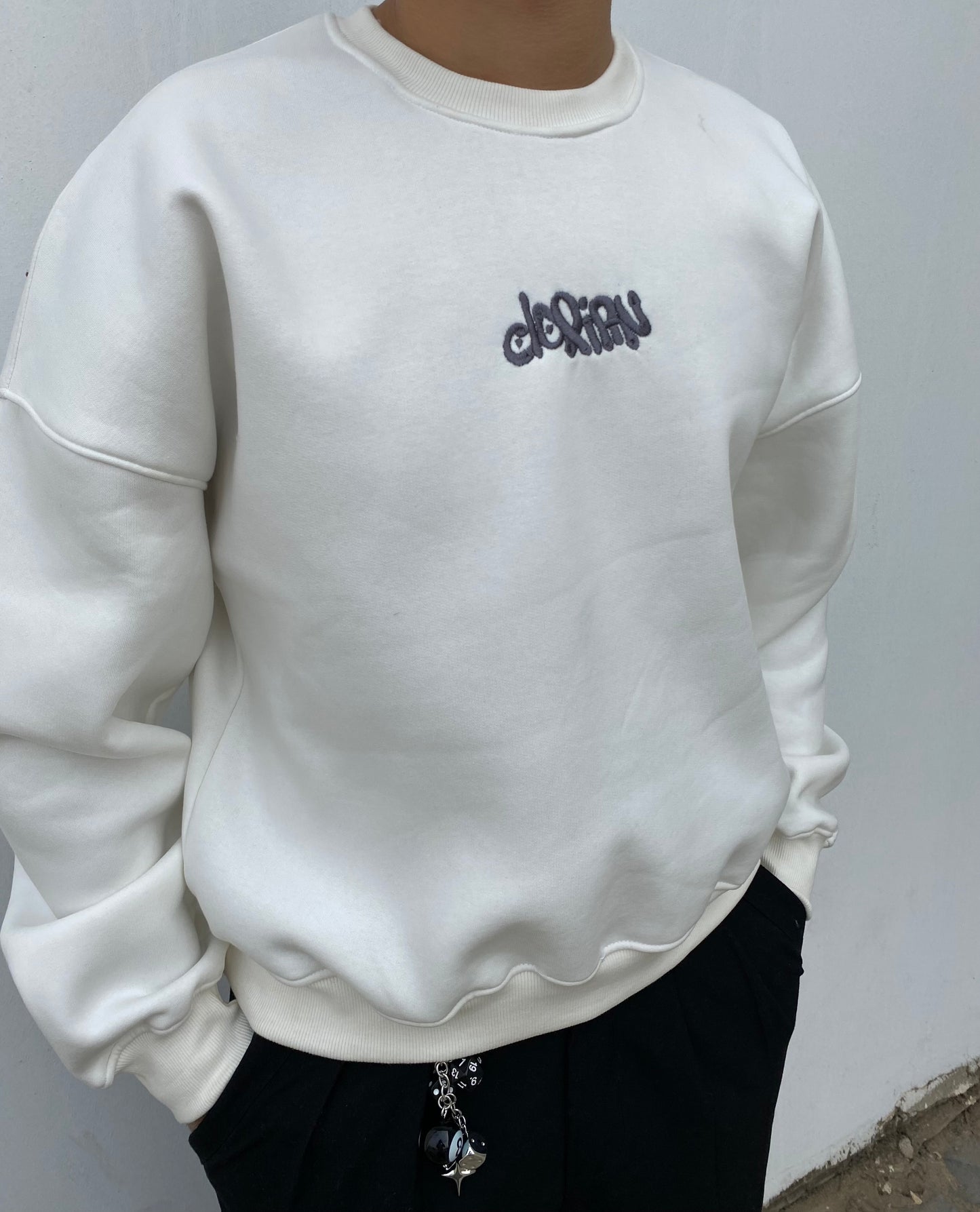 Crewneck sweater off-white